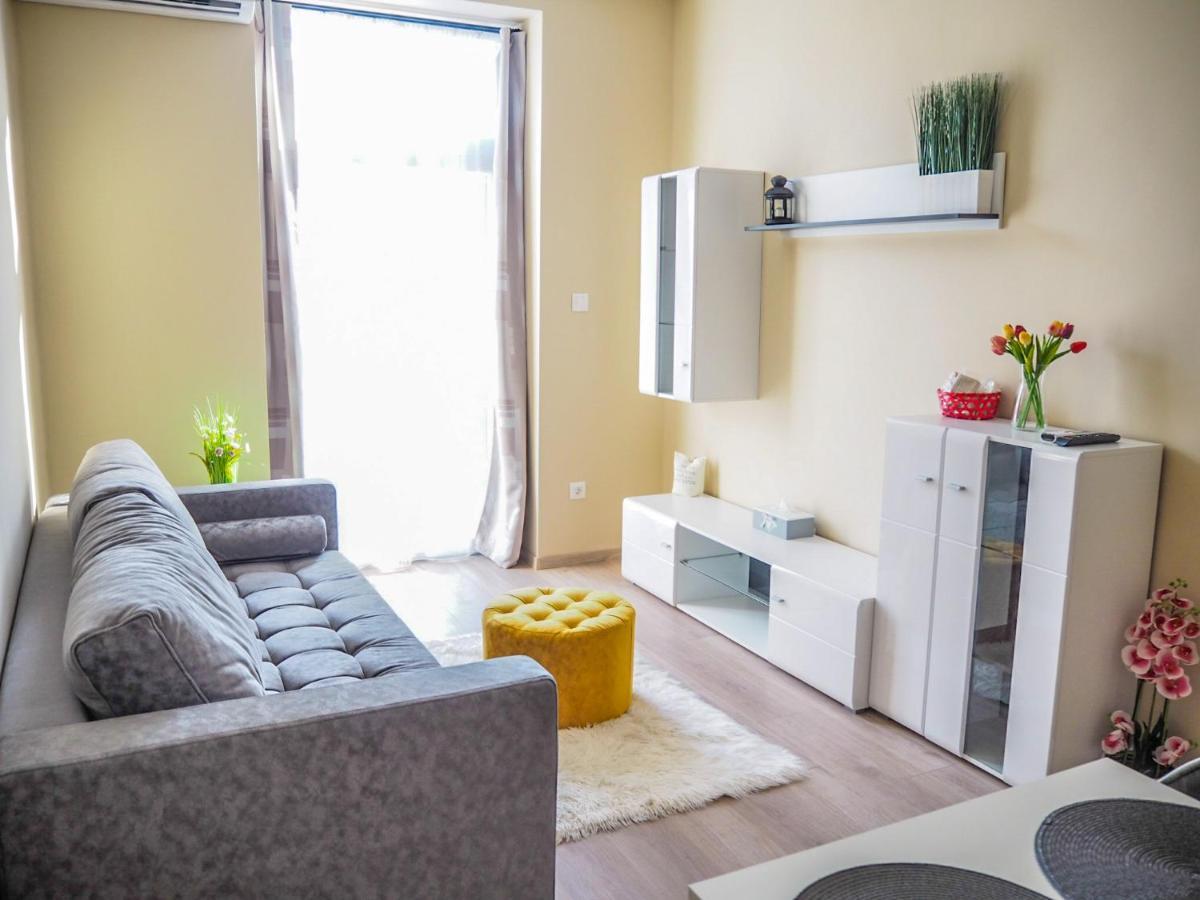 Holiday Apartmanhaz Harkány Buitenkant foto