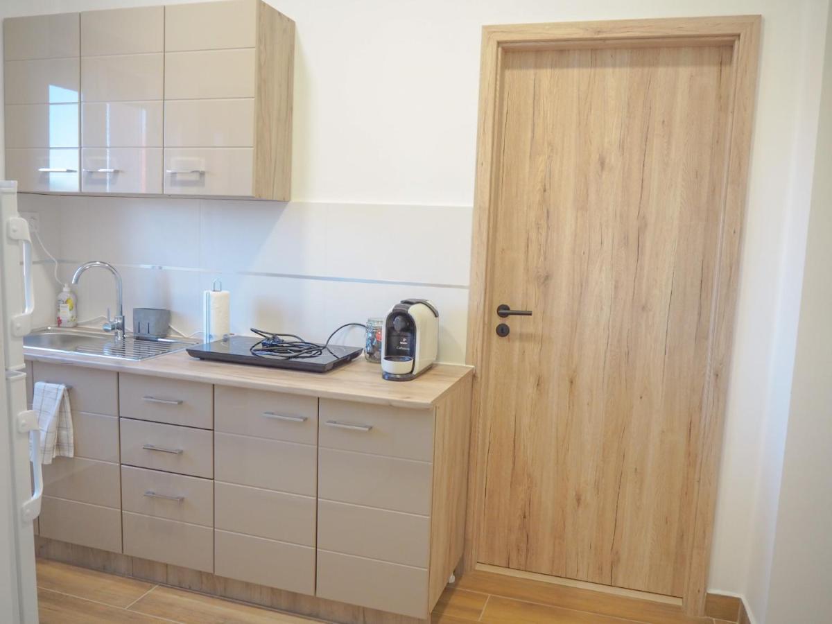 Holiday Apartmanhaz Harkány Buitenkant foto